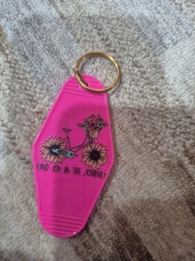 Find Joy in the Journey Pink Key Tag Keychain